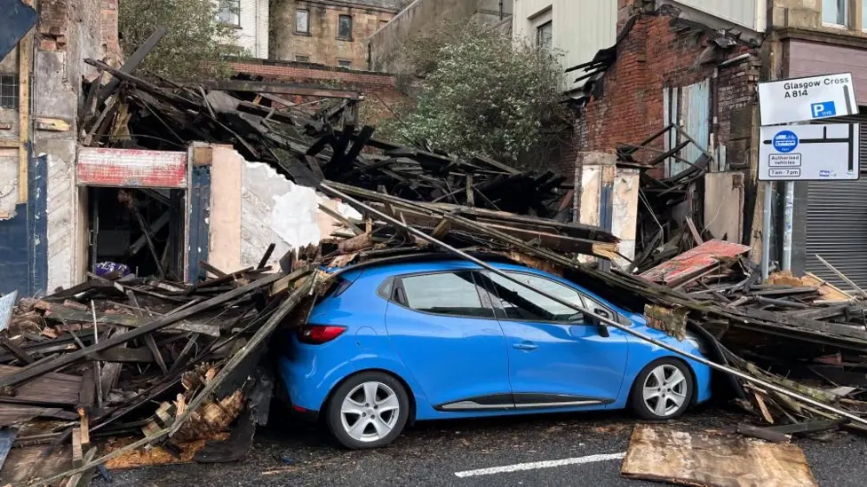 Wind and rain warnings as Storm Amy hits UK
