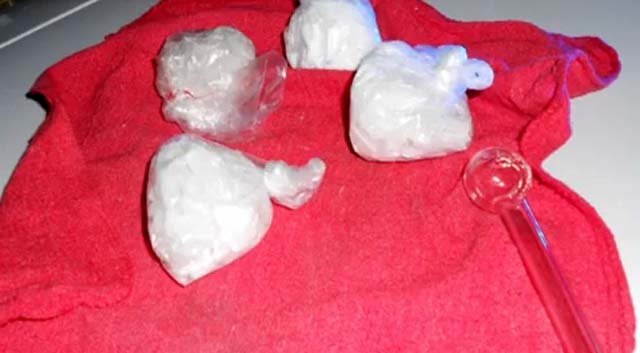 Man attempts to get out of drug arrest with worst excuse ever