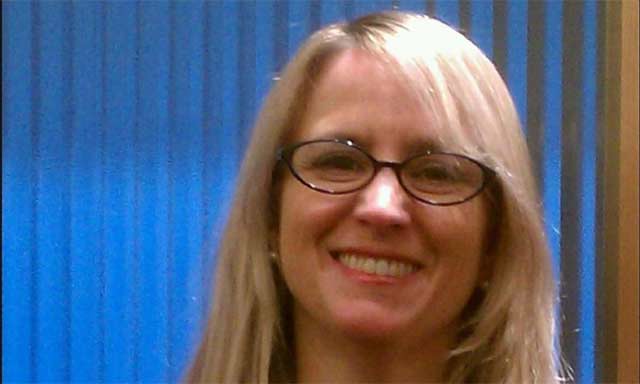 New York woman sues 12-year-old nephew over hug that broke her wrist