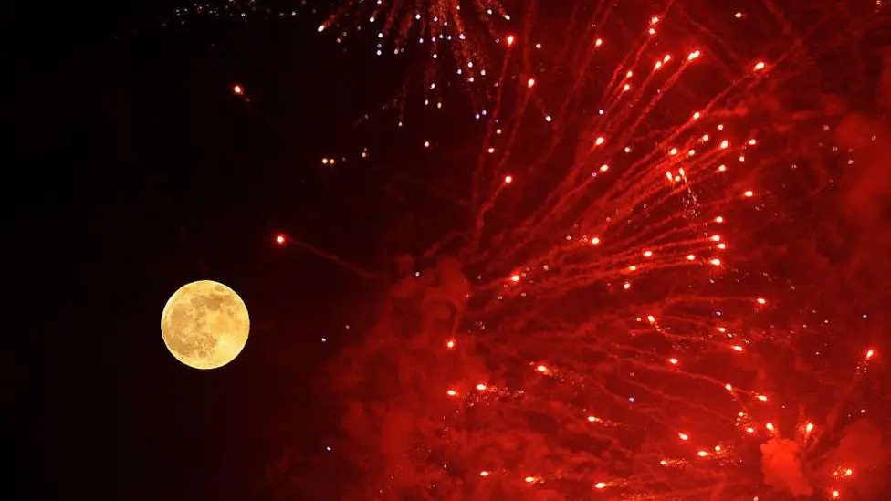 Bonfire Night’s Beaver supermoon to be biggest and brightest of 2025